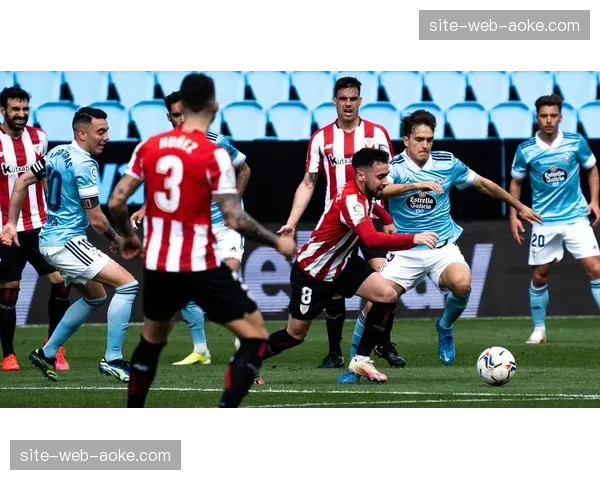 战术趋势分析:西甲球队愈发重视攻防转换速度掌控。 战术趋势分析:西甲球队愈发重视攻防转换速度掌控。